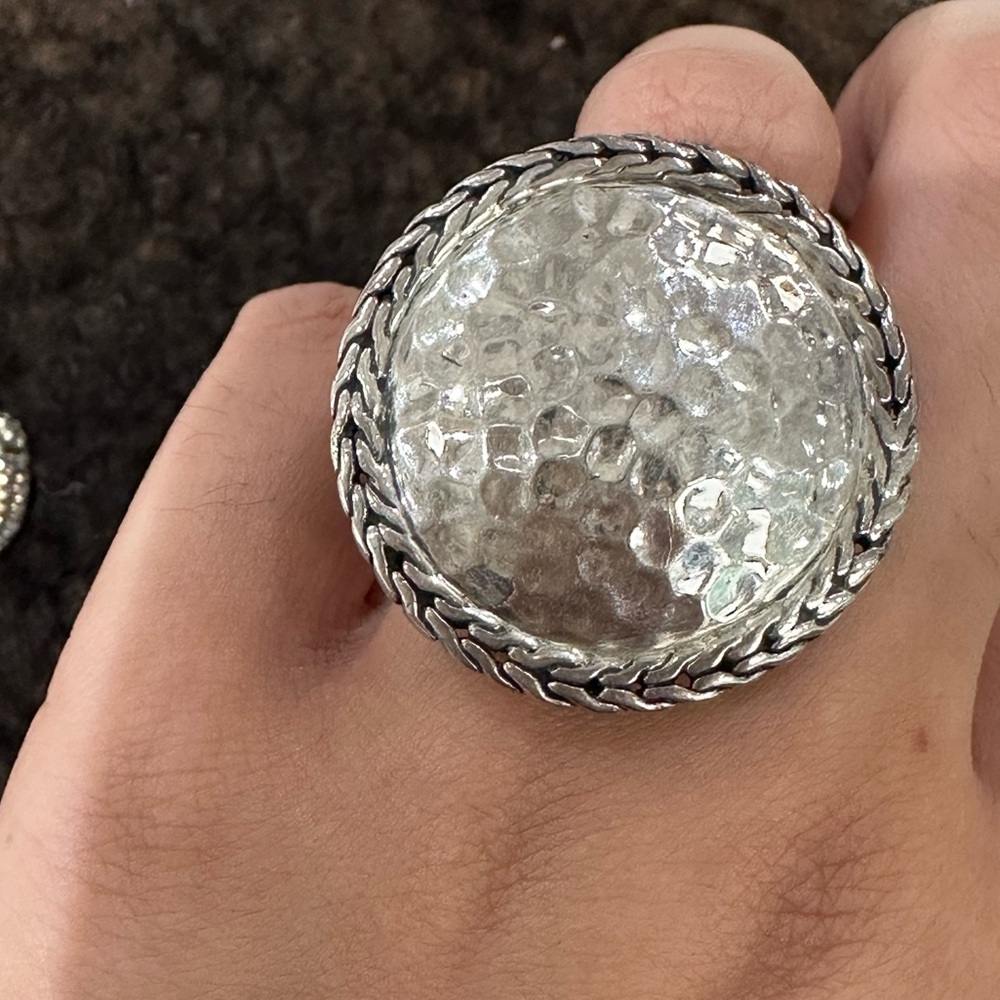 John Hardy Palu Hammered Cocktail Ring in size 7